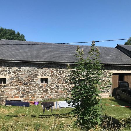 Maison De Famille Au Plateau Du Mezenc Les Vastres Exterior foto